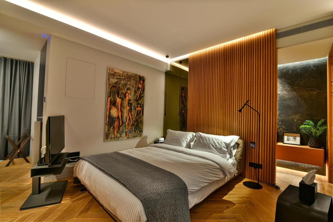 Nikiou Suites Luxury Residence Atene Esterno foto